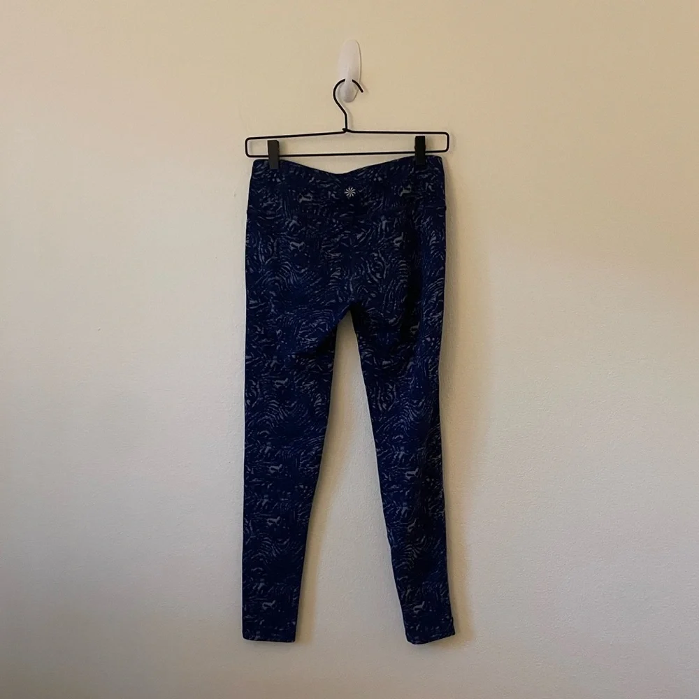 Athleta Chaturanga Zebra Print Full Length Pull On Soft Athletic Leggings Small - Picture 8 of 9